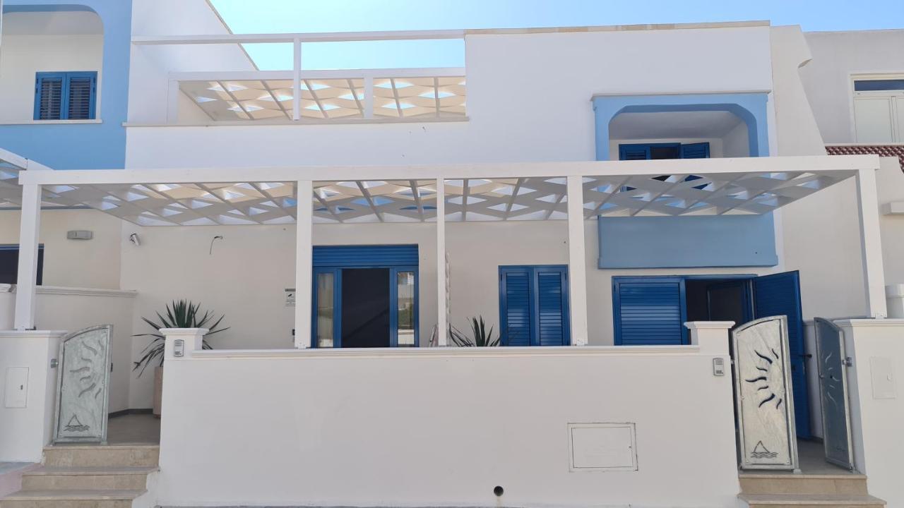 Lido Marini Seahouses Exterior photo