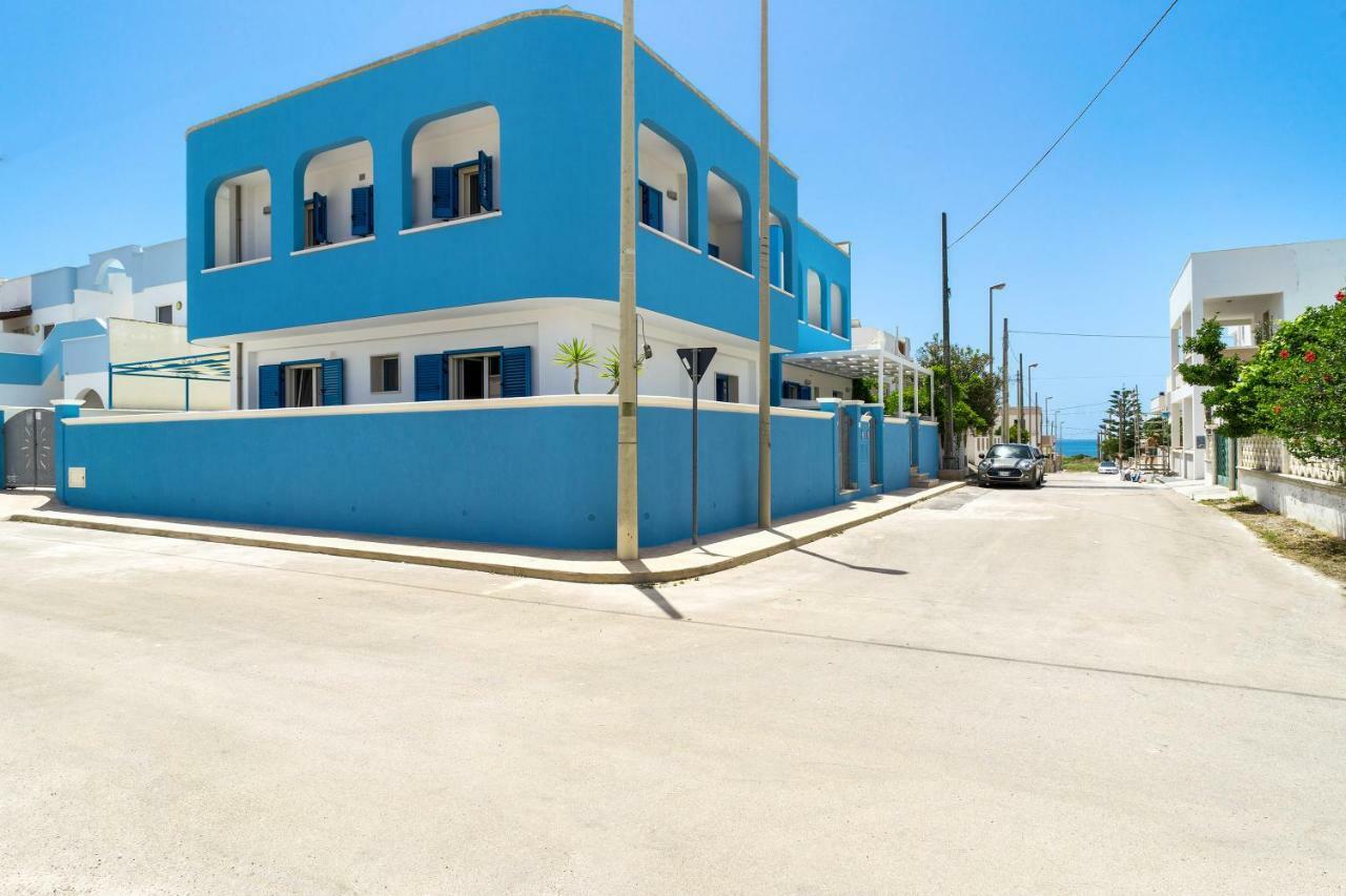 Lido Marini Seahouses Exterior photo